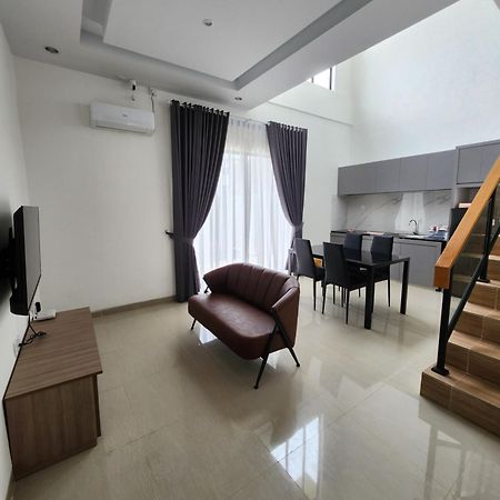 The Icon Central Batam 3 Bedroom Home Villa With Private Pool Exterior photo
